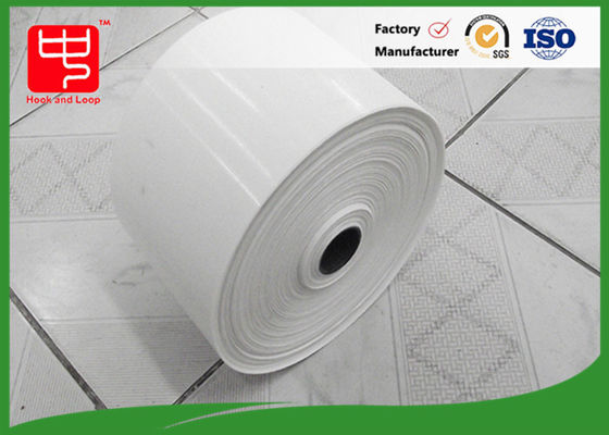 Típicamente -20 °C a 80 °C Cinta Adhesiva de Gancho y Bucle Estilo Coser Cinta de Sujeción Flexible Diseñada para Entornos Difíciles